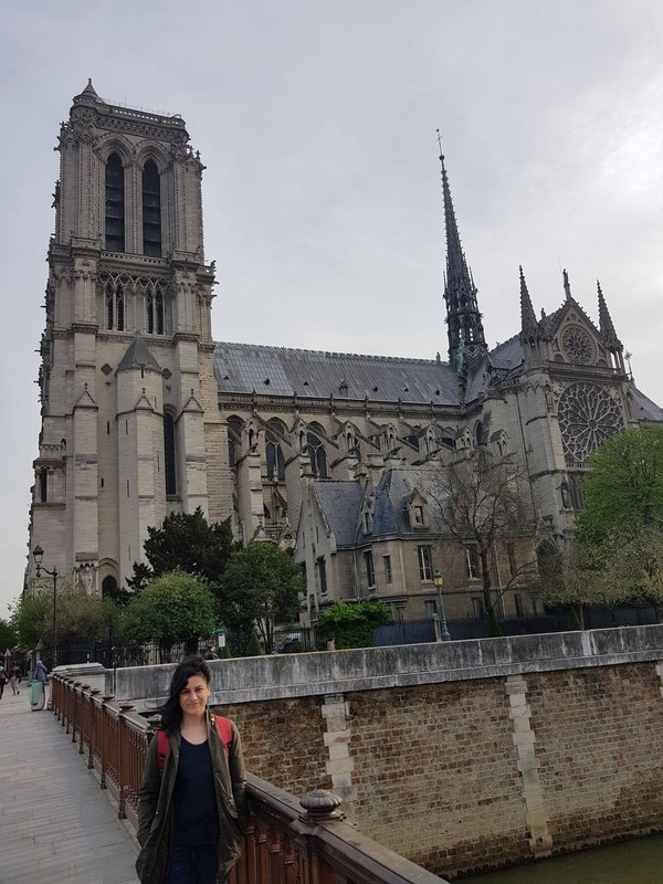 AYSEGUL  SARBAK Hanim ile Paris Gezisi
